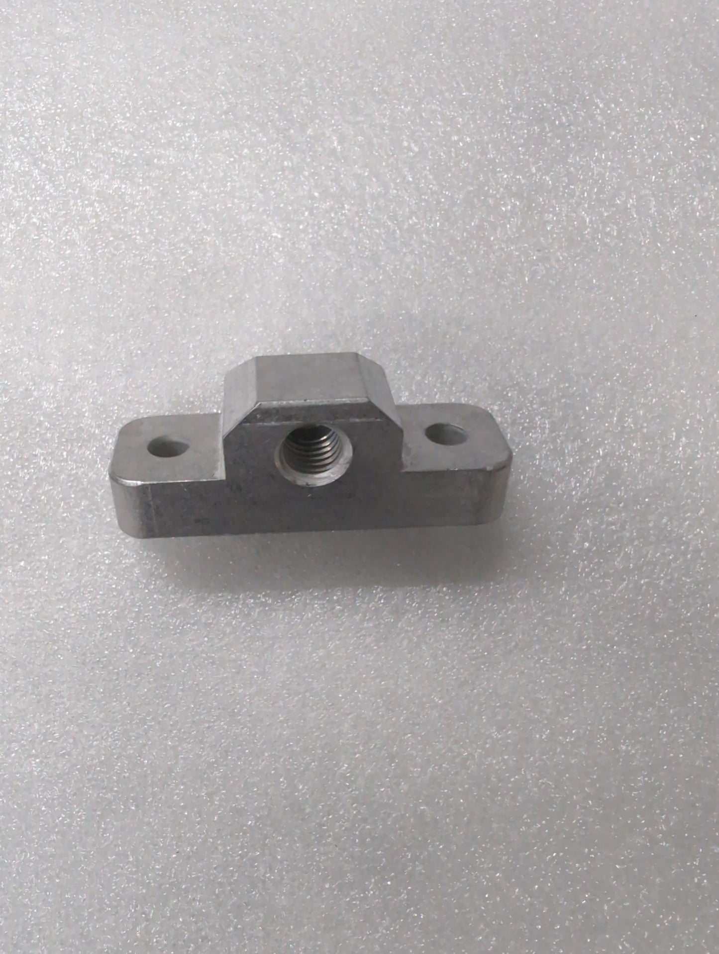 Track Rod Holder Base - 90°, 1/2" Thread
