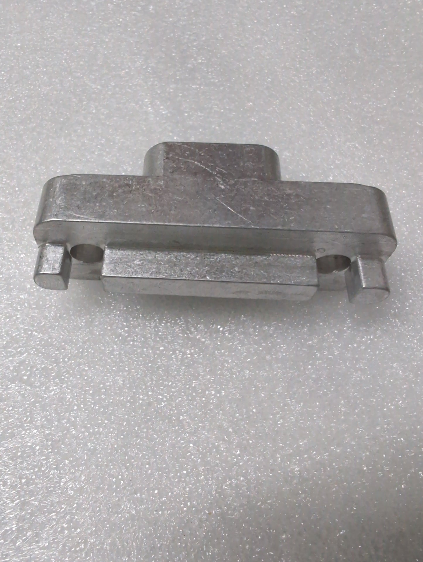 Track Rod Holder Base - 43° 1/2" Thread
